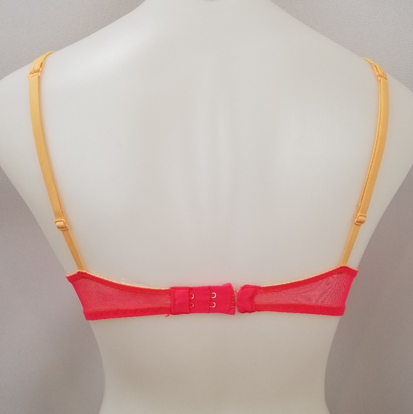 Pink by Victoria Secret Bra 32 C - Picture 3 of 4